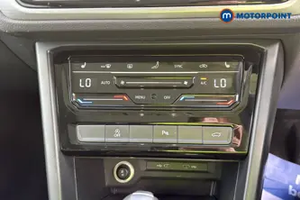 Volkswagen Touran Match Automatic Petrol People Carrier - Stock Number (1668490) - 12th supplementary image