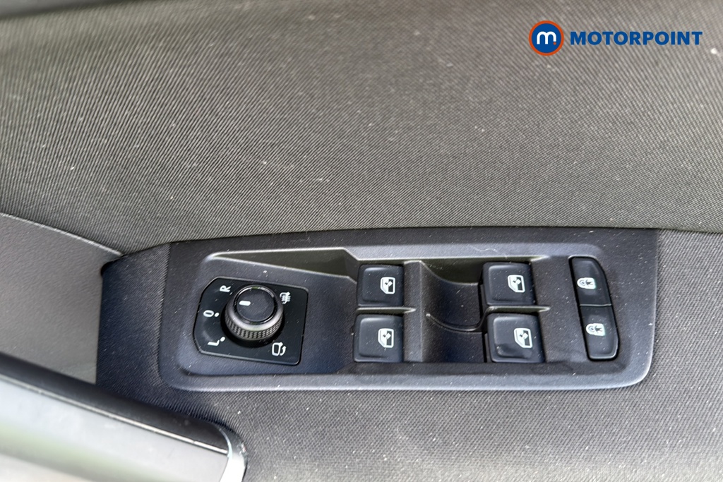 Volkswagen Touran Match Automatic Petrol People Carrier - Stock Number (1668490) - 19th supplementary image