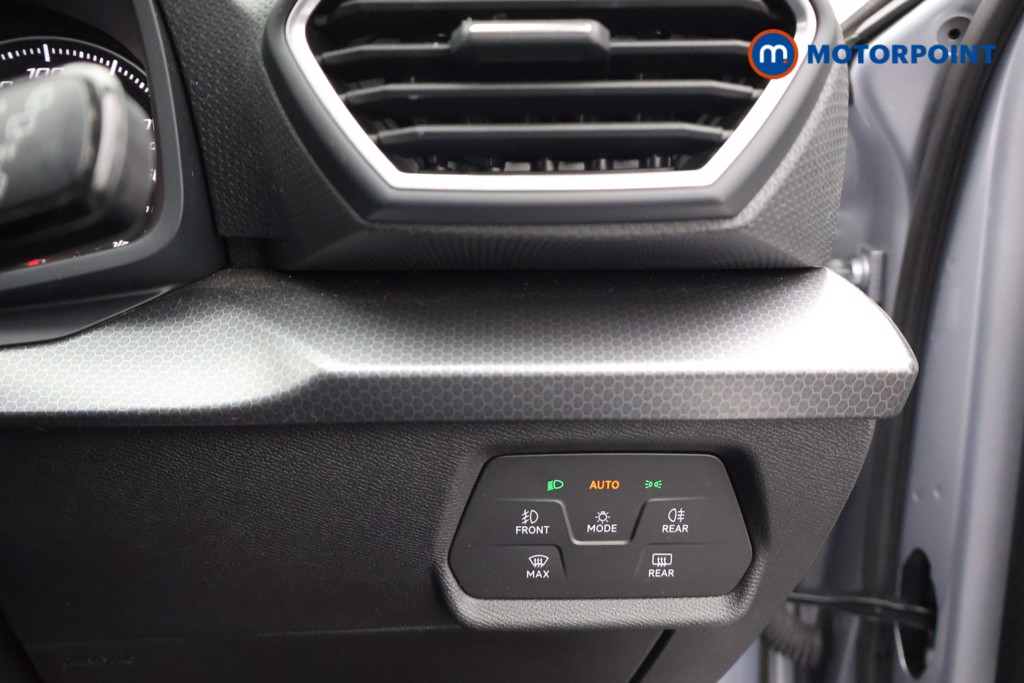 Seat Leon SE Manual Petrol Hatchback - Stock Number (1663928) - 7th supplementary image