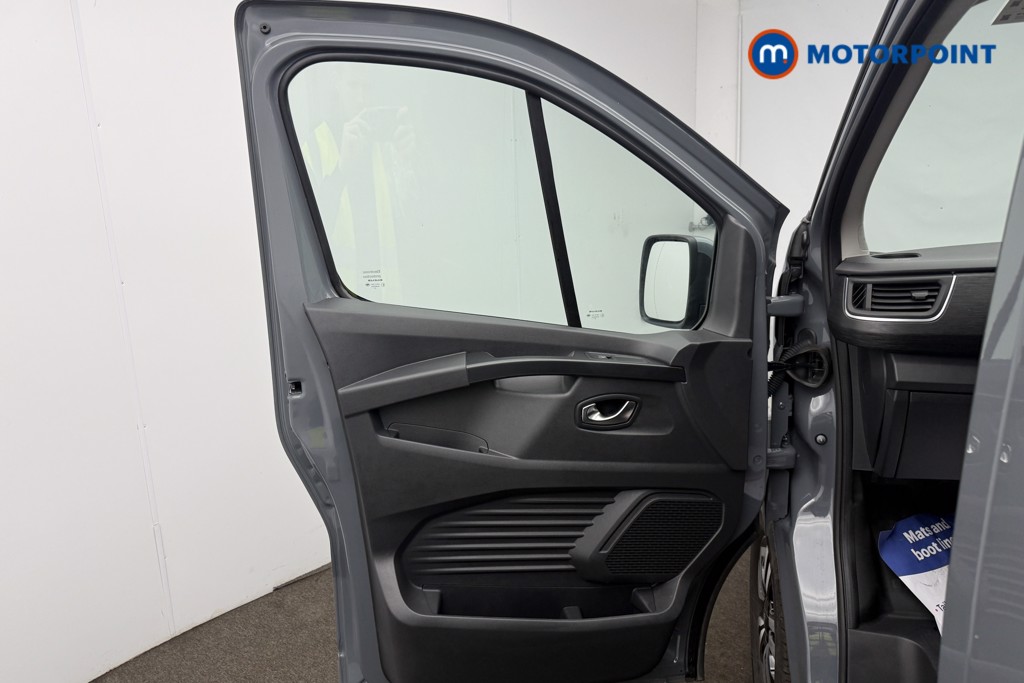 Renault Trafic Extra Sport Manual Diesel Panel Van - Stock Number (1671885) - 6th supplementary image