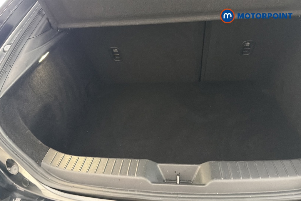 Mazda 3 Exclusive-Line Automatic Petrol Hatchback - Stock Number (1672959) - 30th supplementary image