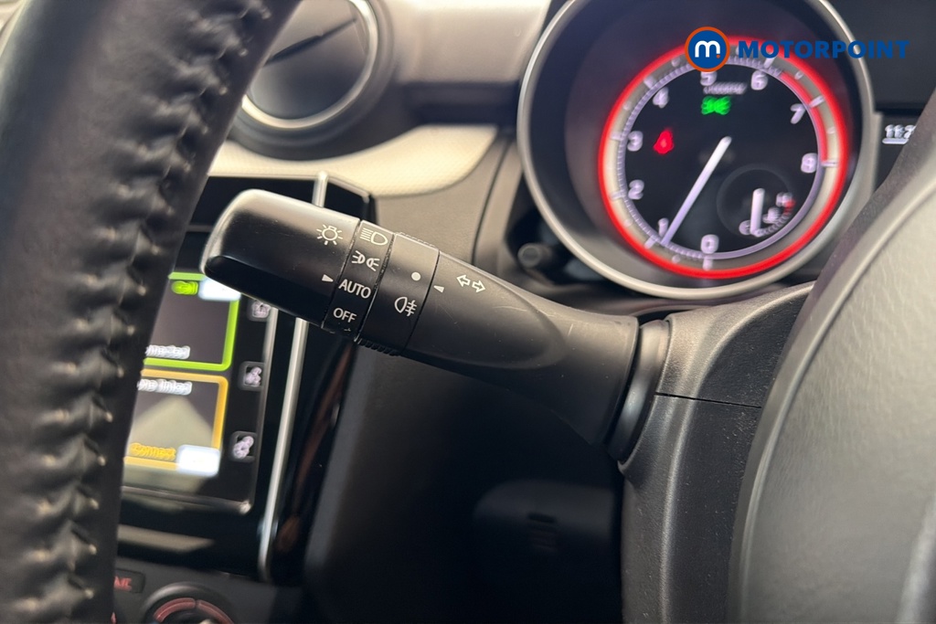 Suzuki Swift Sz-L Manual Petrol Hatchback - Stock Number (1673321) - 5th supplementary image
