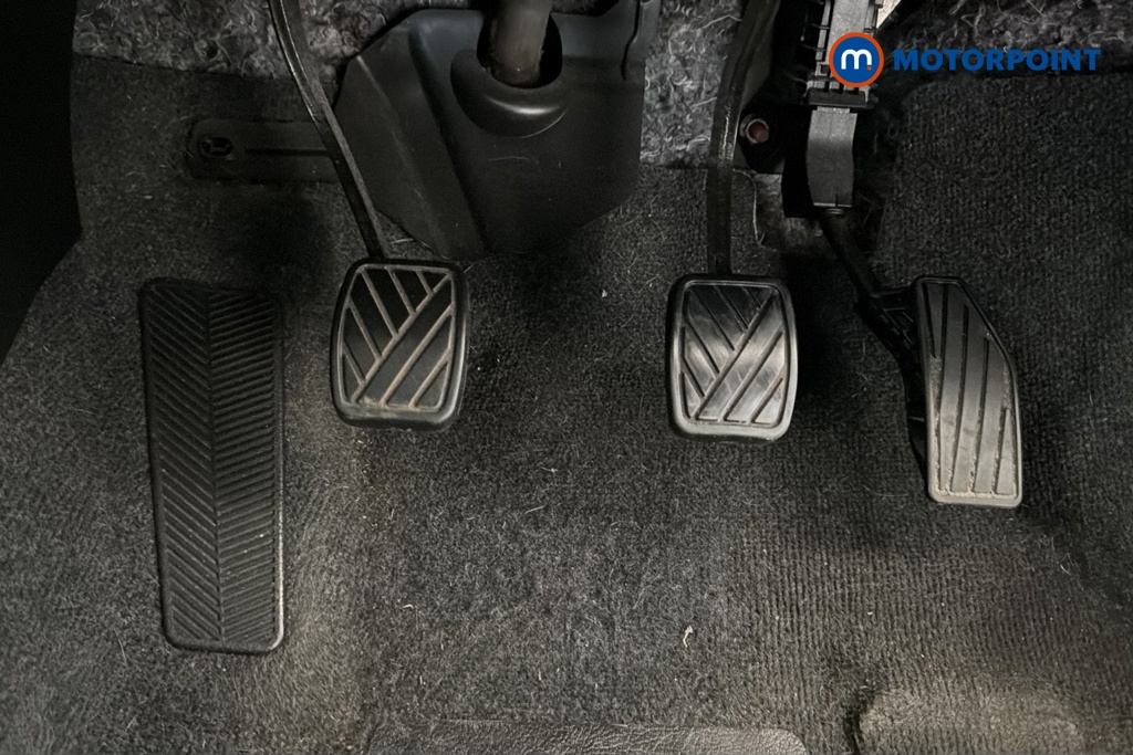 Suzuki Swift Sz-L Manual Petrol Hatchback - Stock Number (1673321) - 24th supplementary image