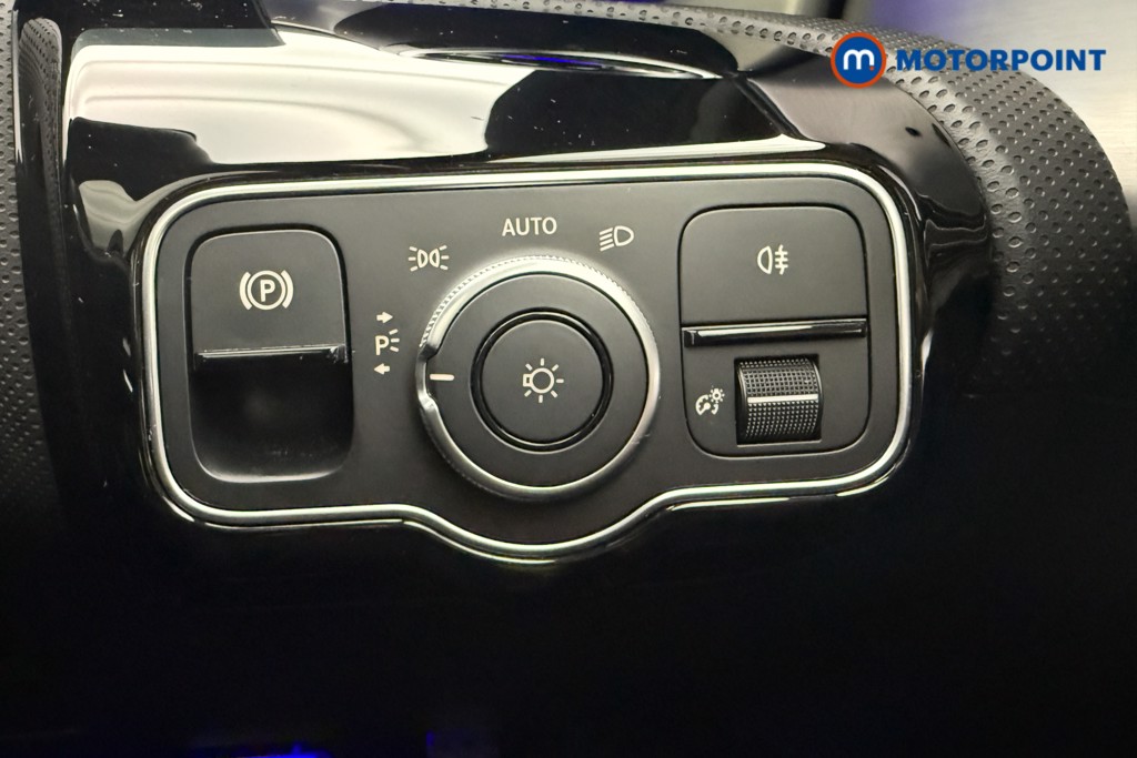 Mercedes-Benz A Class Amg Line Automatic Petrol Saloon - Stock Number (1674455) - 43rd supplementary image
