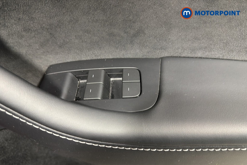 Tesla Model Y Long Range Automatic Electric SUV - Stock Number (1676315) - 19th supplementary image