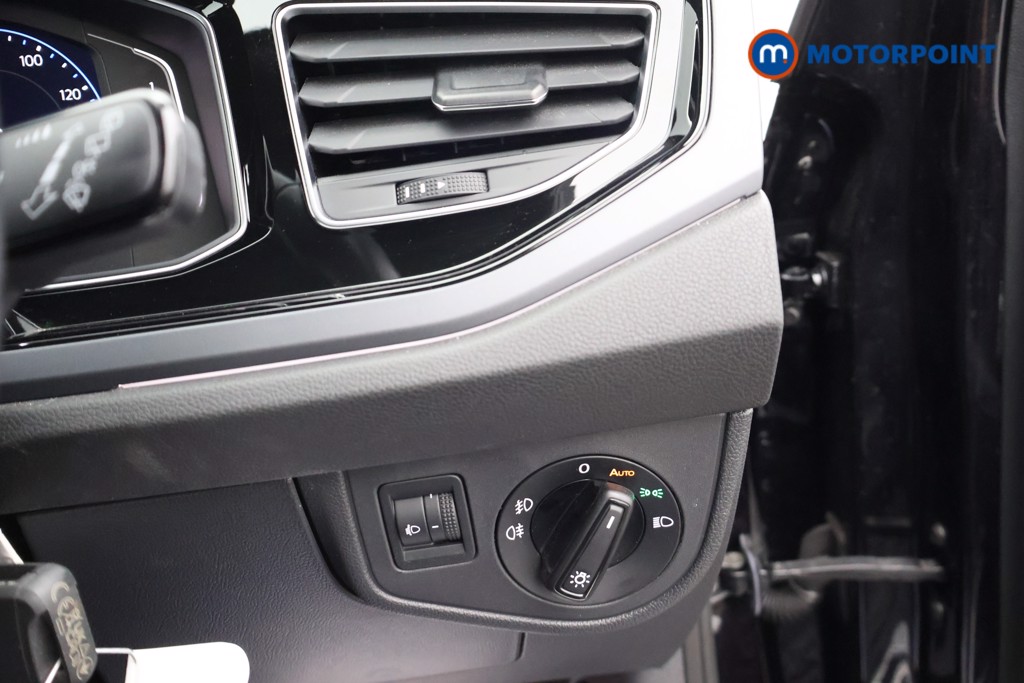 Volkswagen Polo R-Line Automatic Petrol Hatchback - Stock Number (1676596) - 7th supplementary image