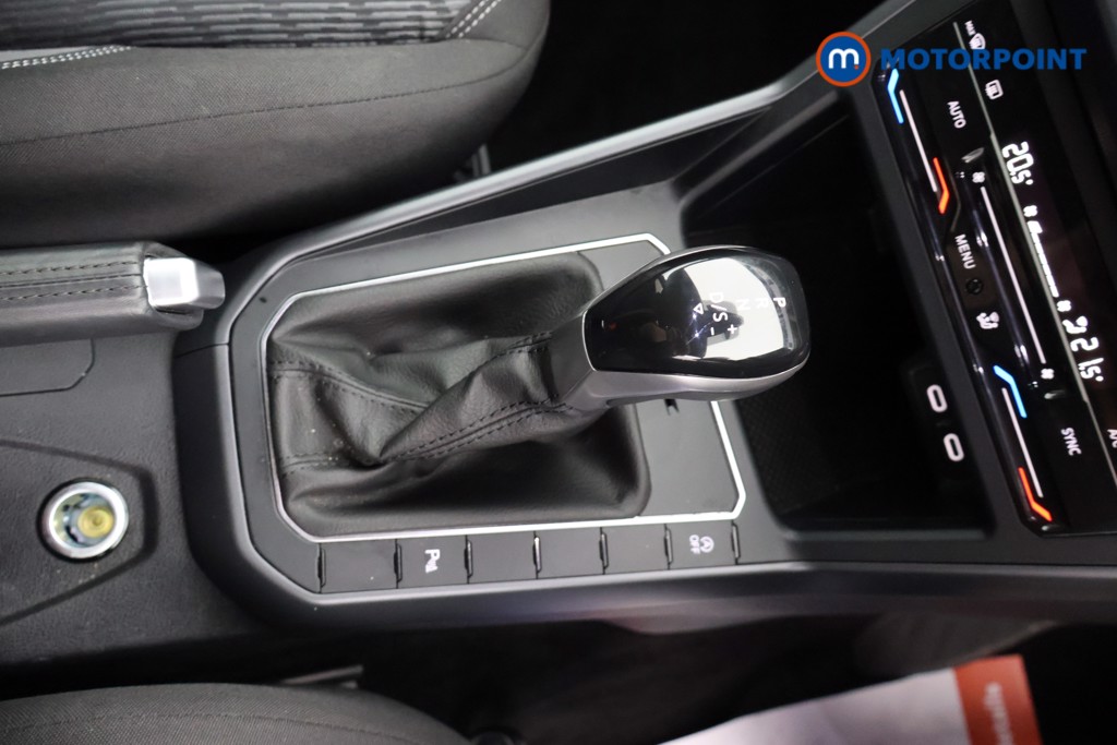 Volkswagen Polo R-Line Automatic Petrol Hatchback - Stock Number (1676596) - 9th supplementary image