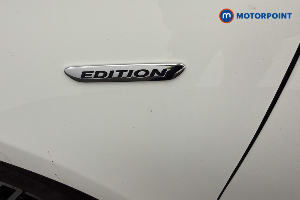Mercedes-Benz A Class Amg Line Premium Edition Automatic Petrol Hatchback - Stock Number (1677125) - 6th supplementary image