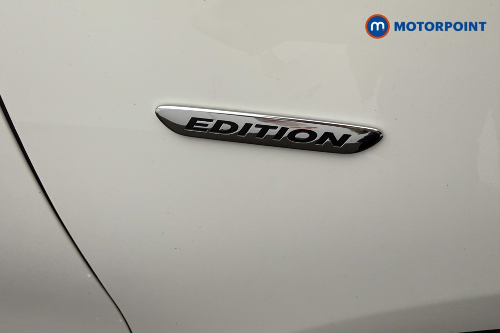 Mercedes-Benz A Class Amg Line Premium Edition Automatic Petrol Hatchback - Stock Number (1677125) - 33rd supplementary image