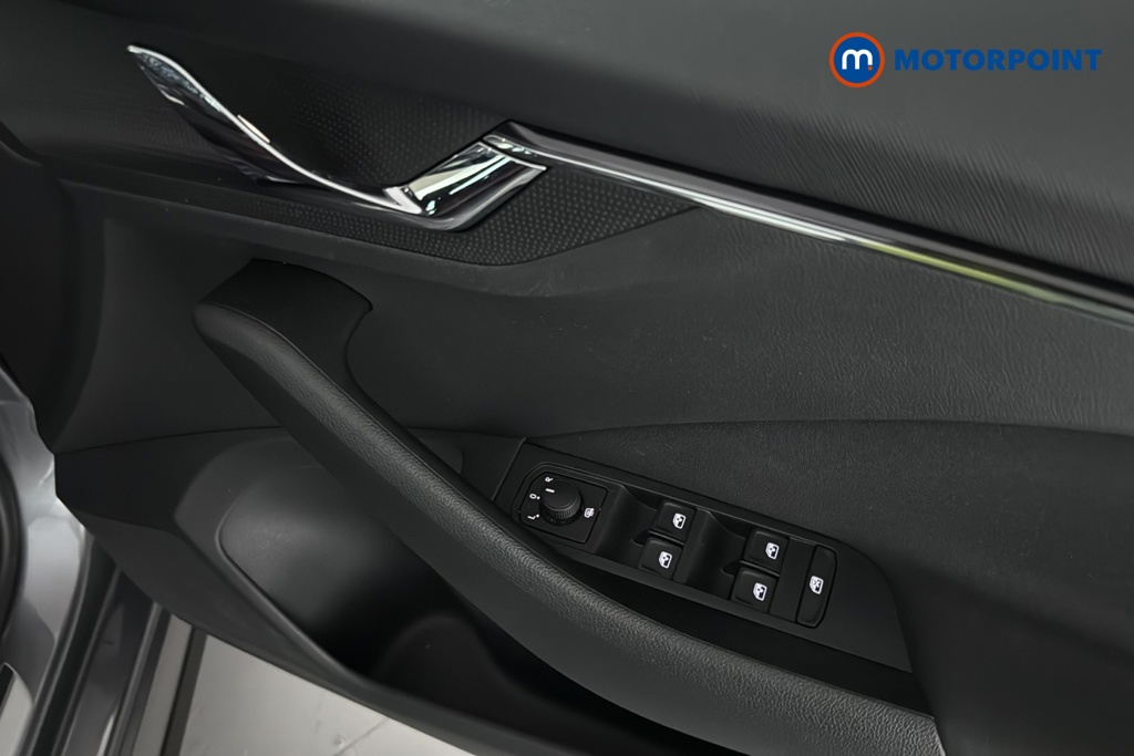 Skoda Kamiq Monte Carlo Manual Petrol SUV - Stock Number (1677477) - 19th supplementary image