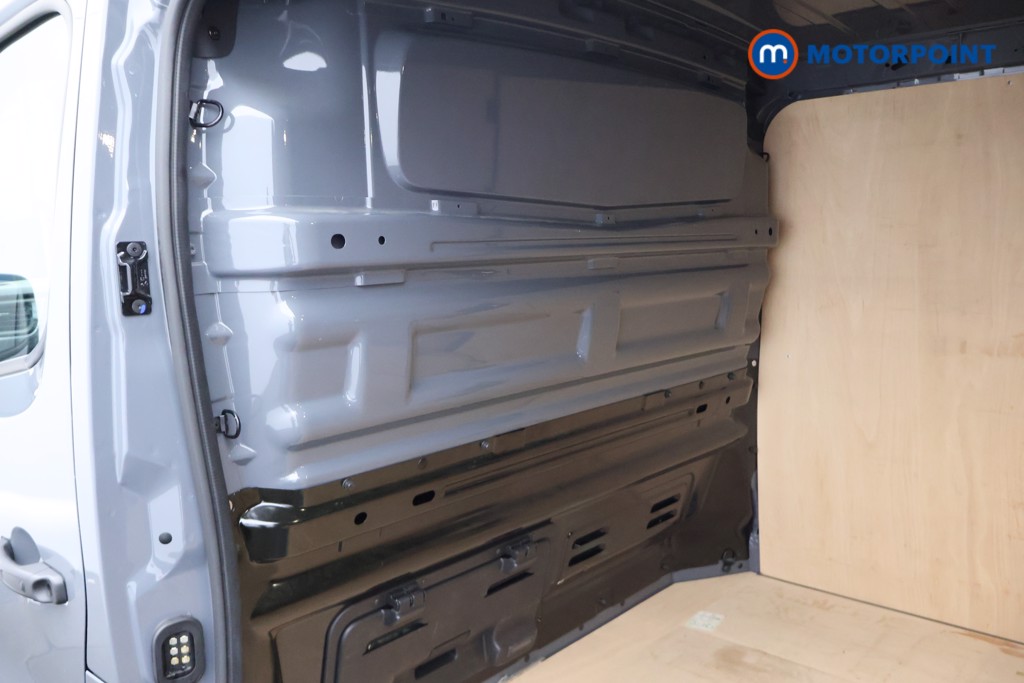 Renault Trafic Extra Sport Manual Diesel Panel Van - Stock Number (1677742) - 21st supplementary image