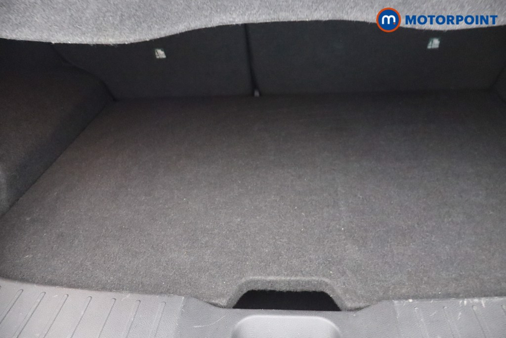 Nissan Juke N-Connecta Automatic Petrol SUV - Stock Number (1677796) - 6th supplementary image