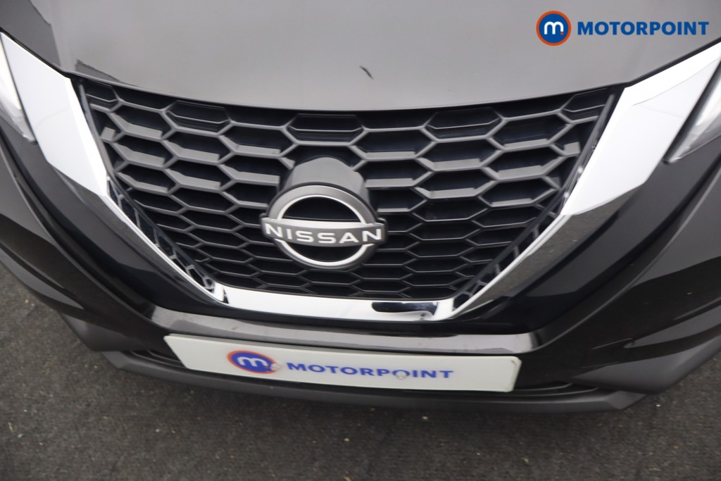 Nissan Juke N-Connecta Automatic Petrol SUV - Stock Number (1677796) - 24th supplementary image