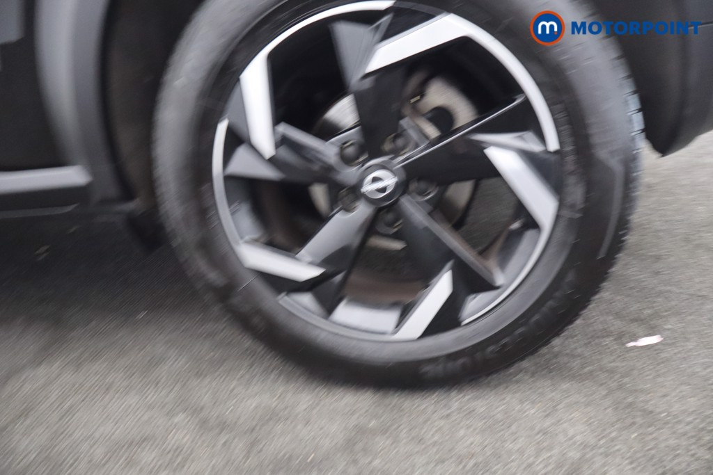 Nissan Juke N-Connecta Automatic Petrol SUV - Stock Number (1677796) - 28th supplementary image