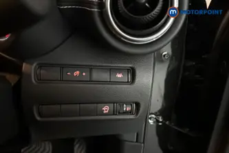 Nissan Juke N-Connecta Automatic Petrol SUV - Stock Number (1677797) - 11th supplementary image