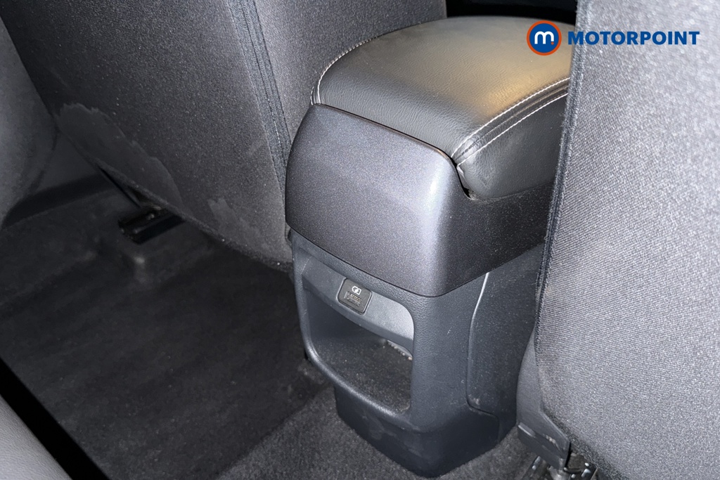 Nissan Juke N-Connecta Automatic Petrol SUV - Stock Number (1677797) - 28th supplementary image