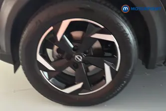 Nissan Juke N-Connecta Automatic Petrol SUV - Stock Number (1677797) - 44th supplementary image