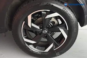 Nissan Juke N-Connecta Automatic Petrol SUV - Stock Number (1677797) - 45th supplementary image