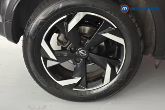 Nissan Juke N-Connecta Automatic Petrol SUV - Stock Number (1677797) - 46th supplementary image