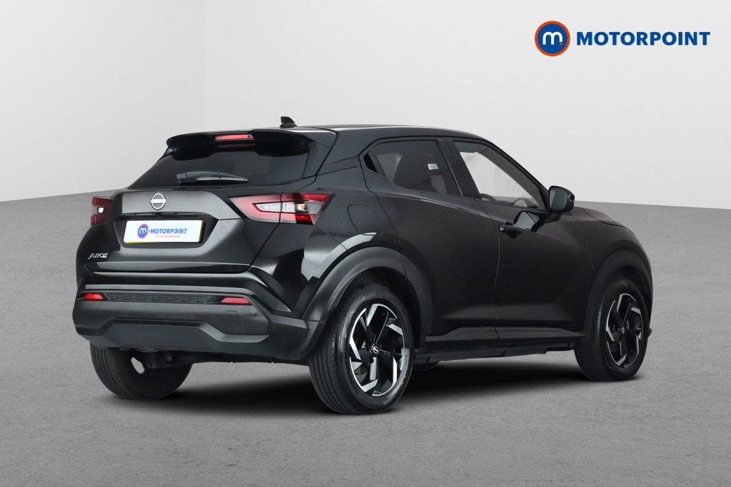 Nissan Juke N-Connecta Automatic Petrol SUV - Stock Number (1677797) - Passenger side rear corner