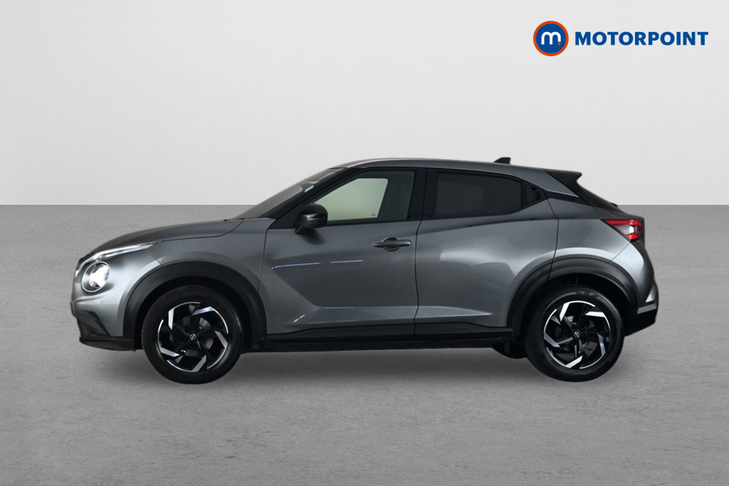 Nissan Juke N-Connecta Automatic Petrol SUV - Stock Number (1677800) - Passenger side