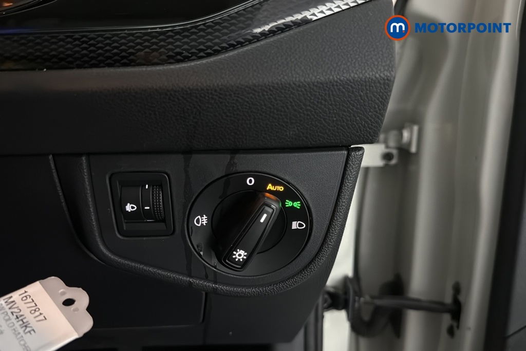 Volkswagen Polo Life Manual Petrol Hatchback - Stock Number (1677817) - 11th supplementary image