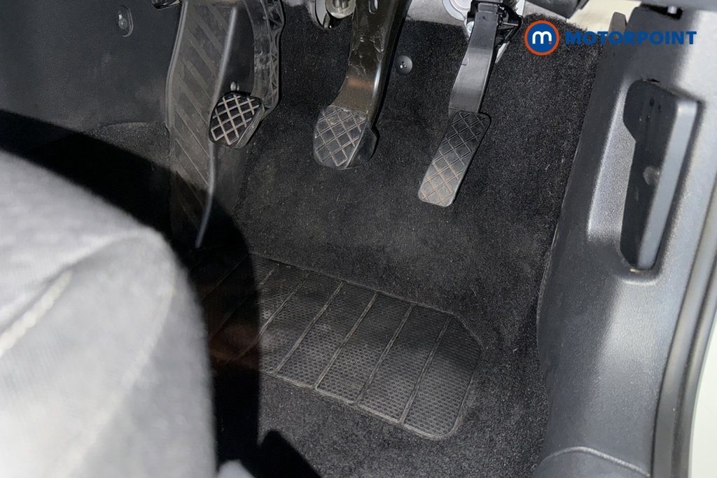 Volkswagen Polo Life Manual Petrol Hatchback - Stock Number (1677817) - 24th supplementary image