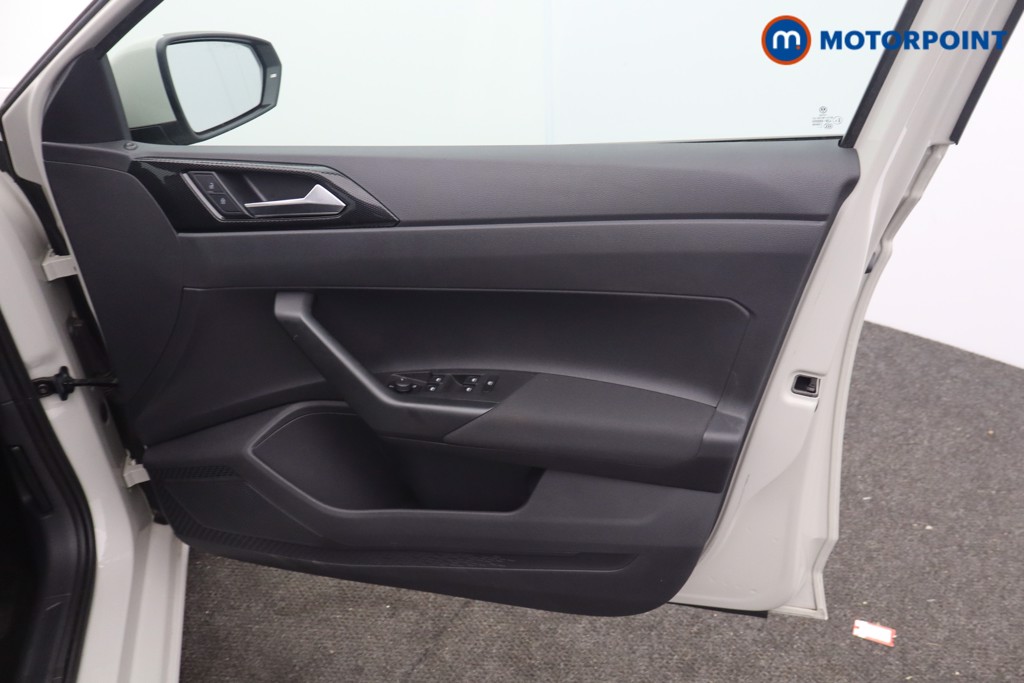 Volkswagen Polo Life Manual Petrol Hatchback - Stock Number (1677828) - 7th supplementary image