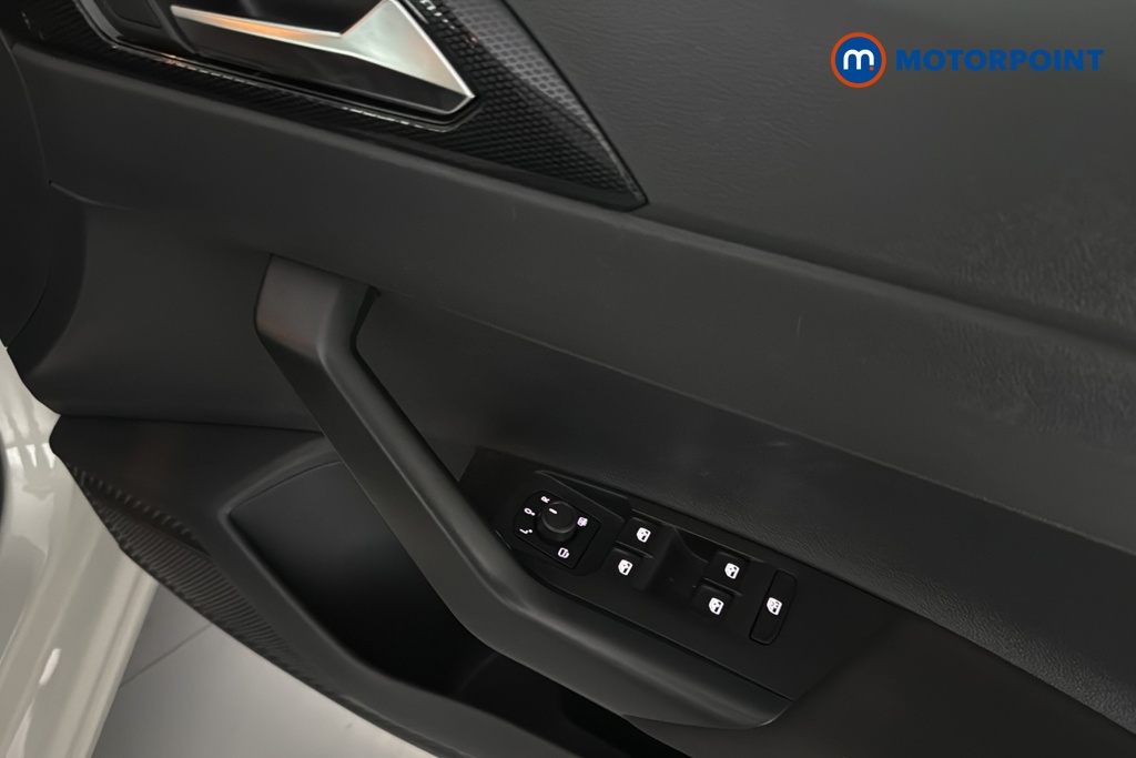 Volkswagen Polo Life Manual Petrol Hatchback - Stock Number (1677831) - 19th supplementary image