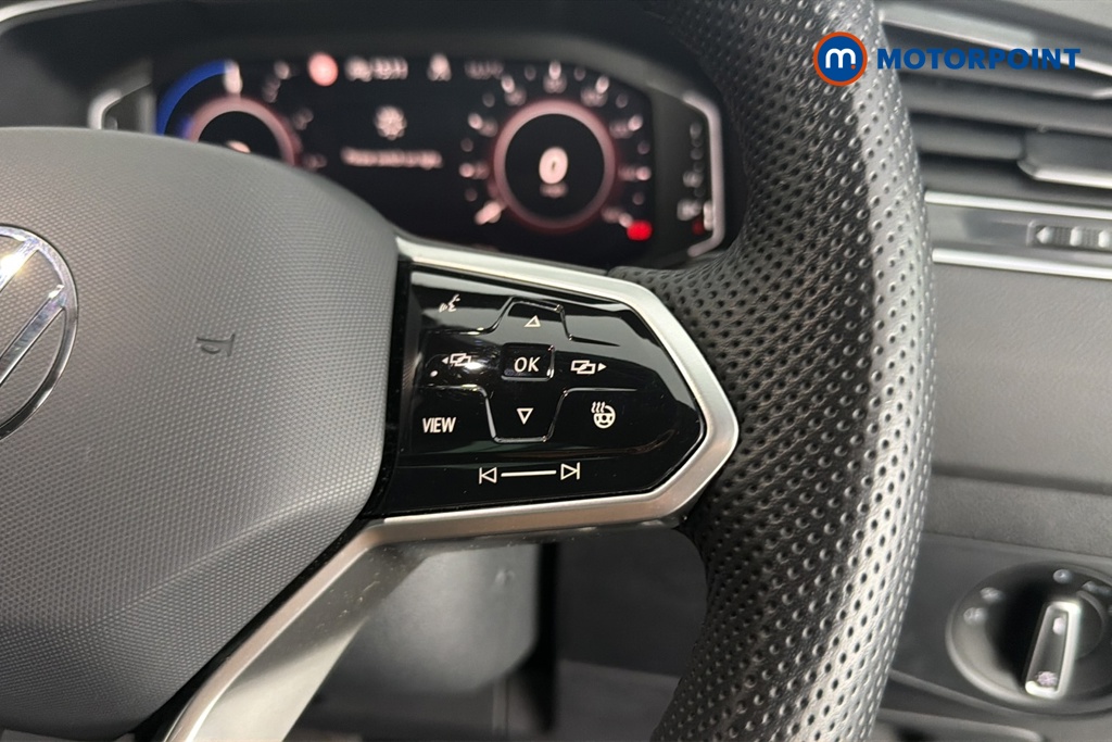 Volkswagen Tiguan R-Line Automatic Petrol Plug-In Hybrid SUV - Stock Number (1678550) - 3rd supplementary image