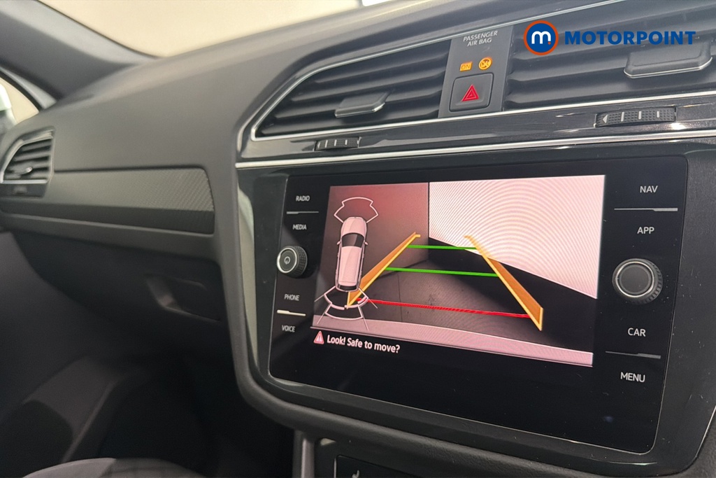 Volkswagen Tiguan R-Line Automatic Petrol Plug-In Hybrid SUV - Stock Number (1678550) - 13th supplementary image
