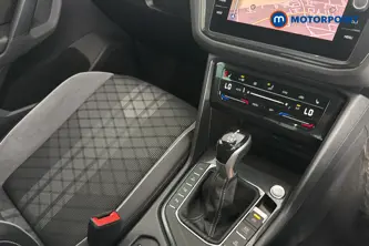 Volkswagen Tiguan R-Line Automatic Petrol Plug-In Hybrid SUV - Stock Number (1678550) - 15th supplementary image