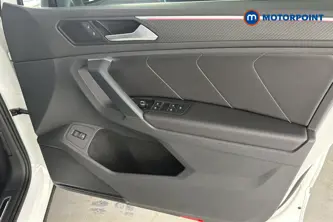 Volkswagen Tiguan R-Line Automatic Petrol Plug-In Hybrid SUV - Stock Number (1678550) - 18th supplementary image