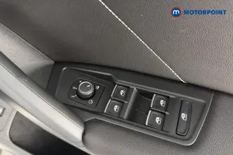 Volkswagen Tiguan R-Line Automatic Petrol Plug-In Hybrid SUV - Stock Number (1678550) - 19th supplementary image