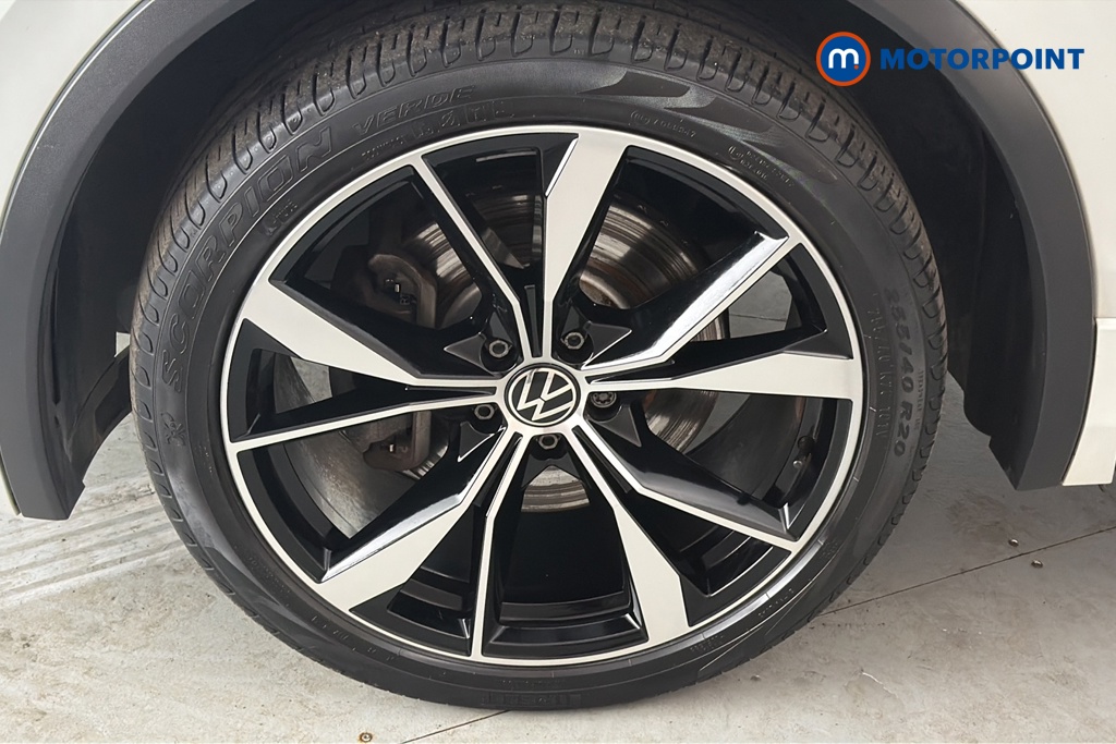 Volkswagen Tiguan R-Line Automatic Petrol Plug-In Hybrid SUV - Stock Number (1678550) - 44th supplementary image