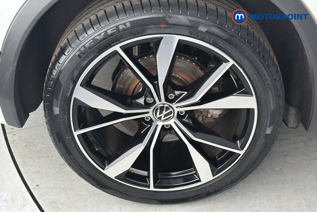 Volkswagen Tiguan R-Line Automatic Petrol Plug-In Hybrid SUV - Stock Number (1678550) - 46th supplementary image