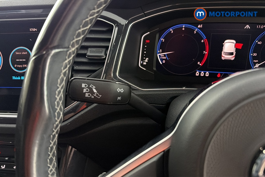 Volkswagen T-Roc R-Line Manual Petrol SUV - Stock Number (1678618) - 5th supplementary image