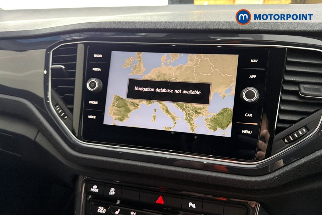 Volkswagen T-Roc R-Line Manual Petrol SUV - Stock Number (1678618) - 9th supplementary image