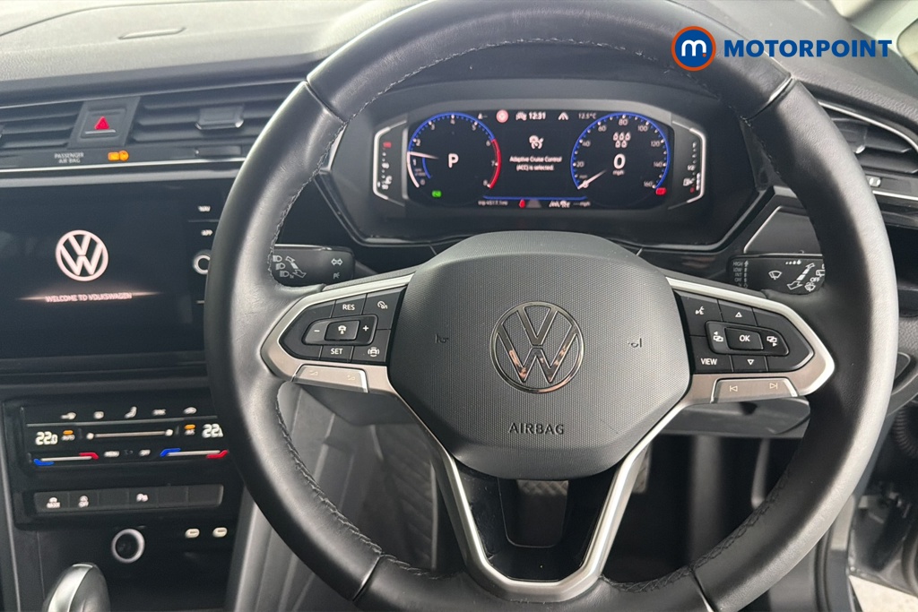 Volkswagen Touran SEL Automatic Petrol People Carrier - Stock Number (1678707) - 2nd supplementary image