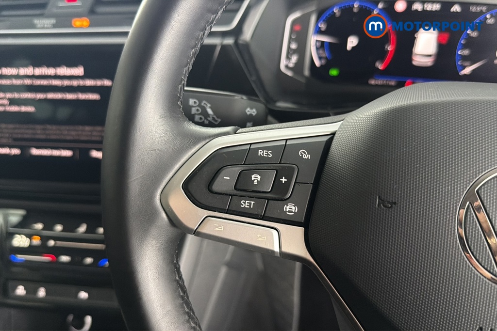 Volkswagen Touran SEL Automatic Petrol People Carrier - Stock Number (1678707) - 4th supplementary image