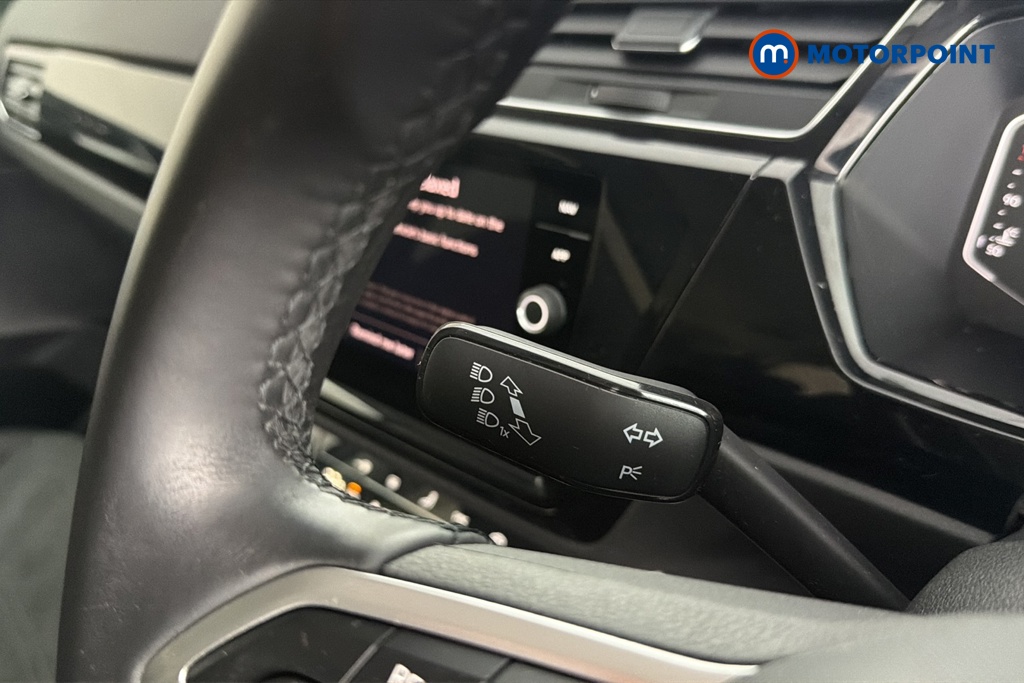 Volkswagen Touran SEL Automatic Petrol People Carrier - Stock Number (1678707) - 5th supplementary image