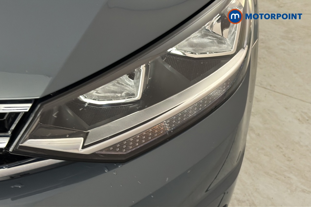 Volkswagen Touran SEL Automatic Petrol People Carrier - Stock Number (1678707) - 42nd supplementary image