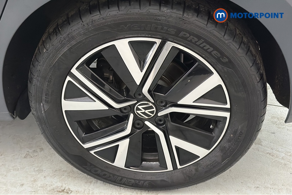 Volkswagen Touran SEL Automatic Petrol People Carrier - Stock Number (1678707) - 45th supplementary image