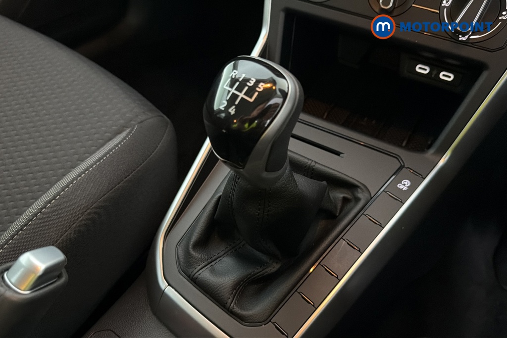 Volkswagen Polo Life Manual Petrol Hatchback - Stock Number (1679348) - 15th supplementary image