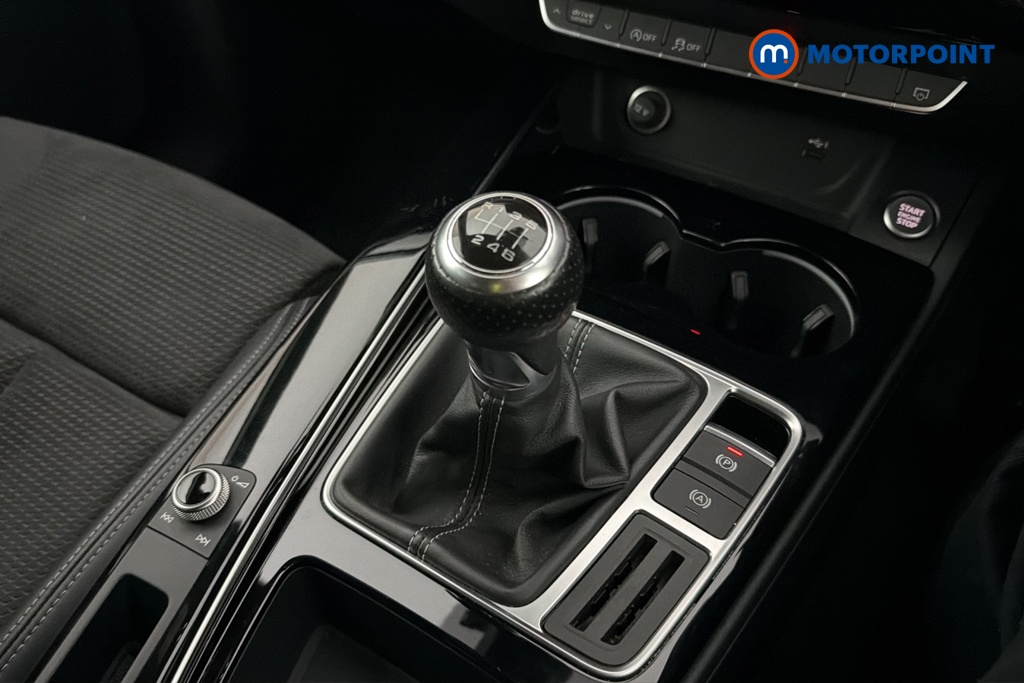 Audi A4 Sport Edition Manual Petrol Saloon - Stock Number (1679436) - 15th supplementary image