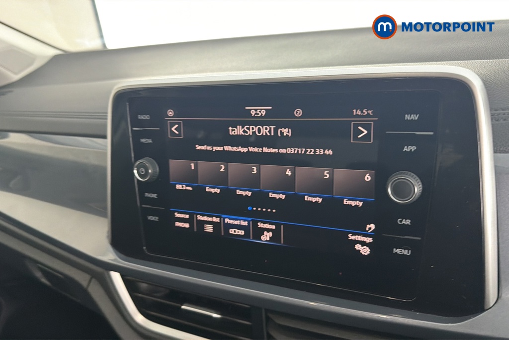 Volkswagen T-Roc Style Automatic Petrol SUV - Stock Number (1679781) - 8th supplementary image