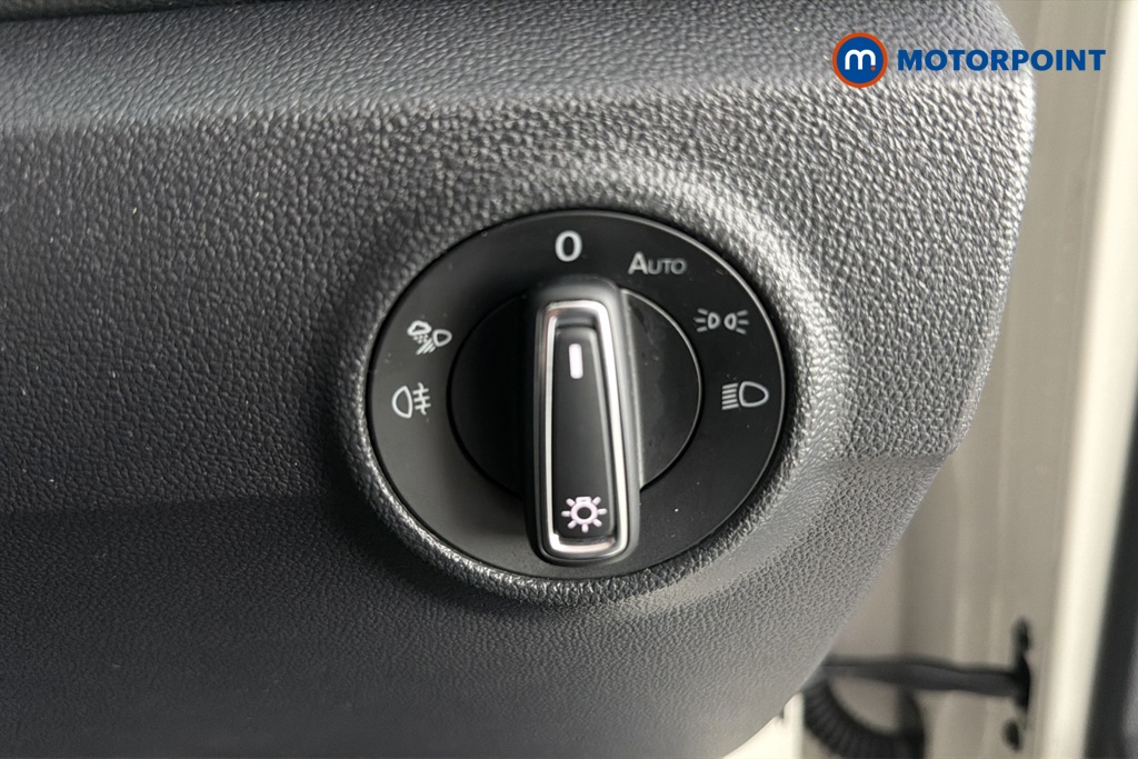 Volkswagen T-Roc Style Automatic Petrol SUV - Stock Number (1679781) - 11th supplementary image