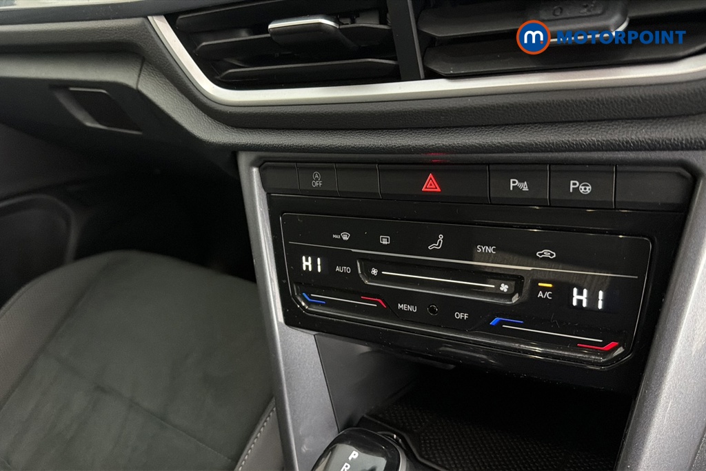 Volkswagen T-Roc Style Automatic Petrol SUV - Stock Number (1679781) - 12th supplementary image