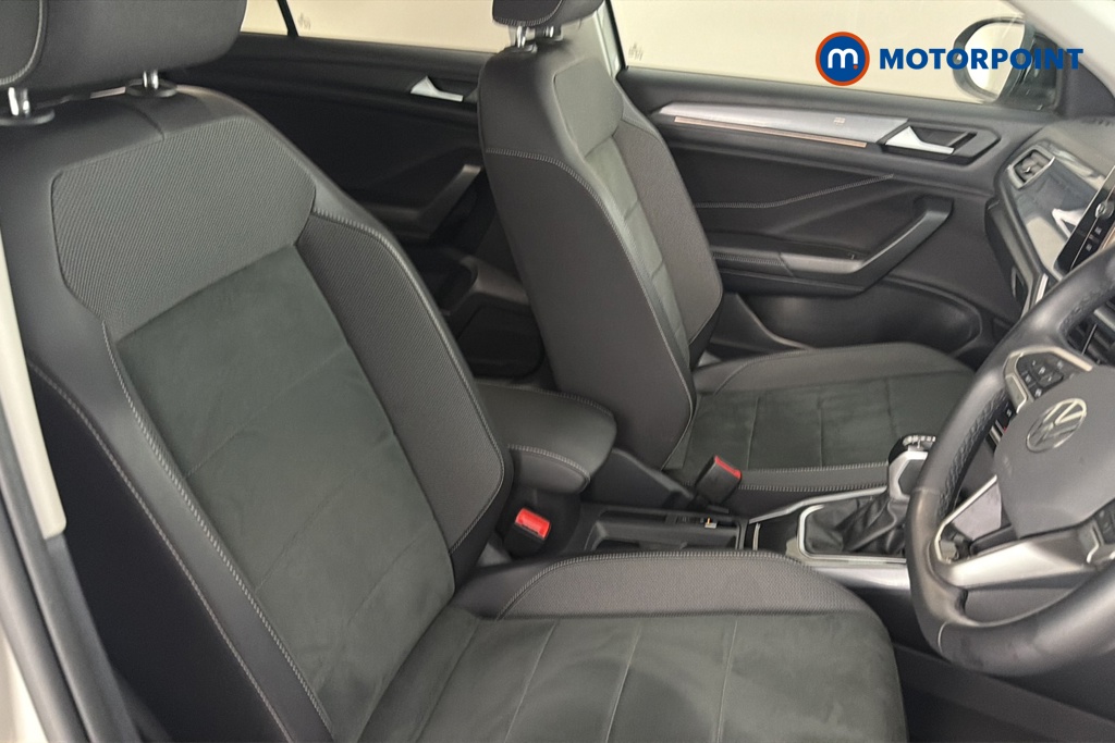 Volkswagen T-Roc Style Automatic Petrol SUV - Stock Number (1679781) - 22nd supplementary image