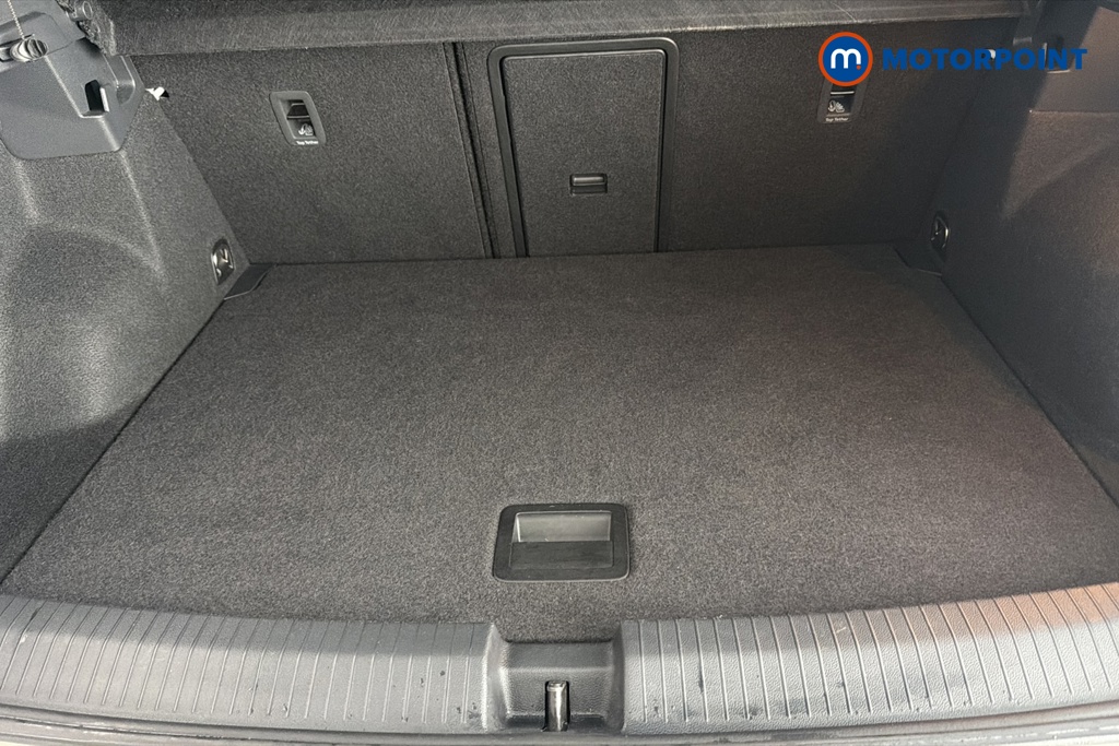 Volkswagen T-Roc Style Automatic Petrol SUV - Stock Number (1679781) - 30th supplementary image